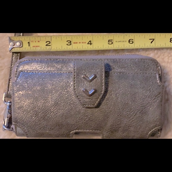 Maddison tech wallet wristlet. Stella & Dot. New - Picture 10 of 10